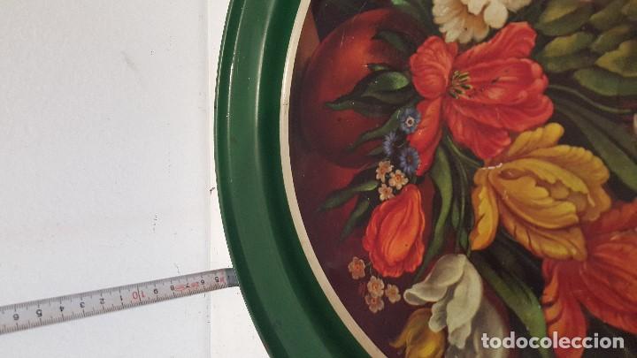 Antig&uuml;edades: BANDEJA ESMALTADA FLORES - Foto 6