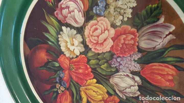 Antig&uuml;edades: BANDEJA ESMALTADA FLORES - Foto 7