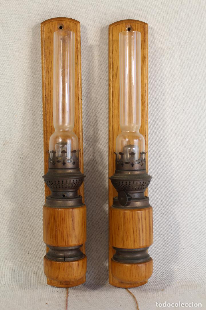 Antig&uuml;edades: pareja de apliques de quinqu&eacute; en madera - Foto 1