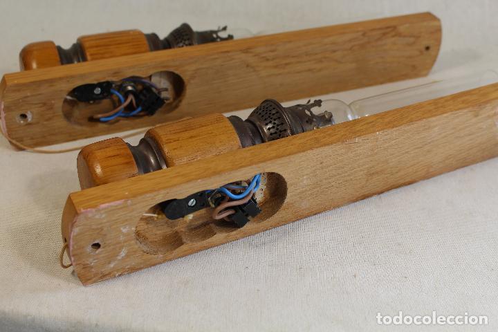 Antig&uuml;edades: pareja de apliques de quinqu&eacute; en madera - Foto 2