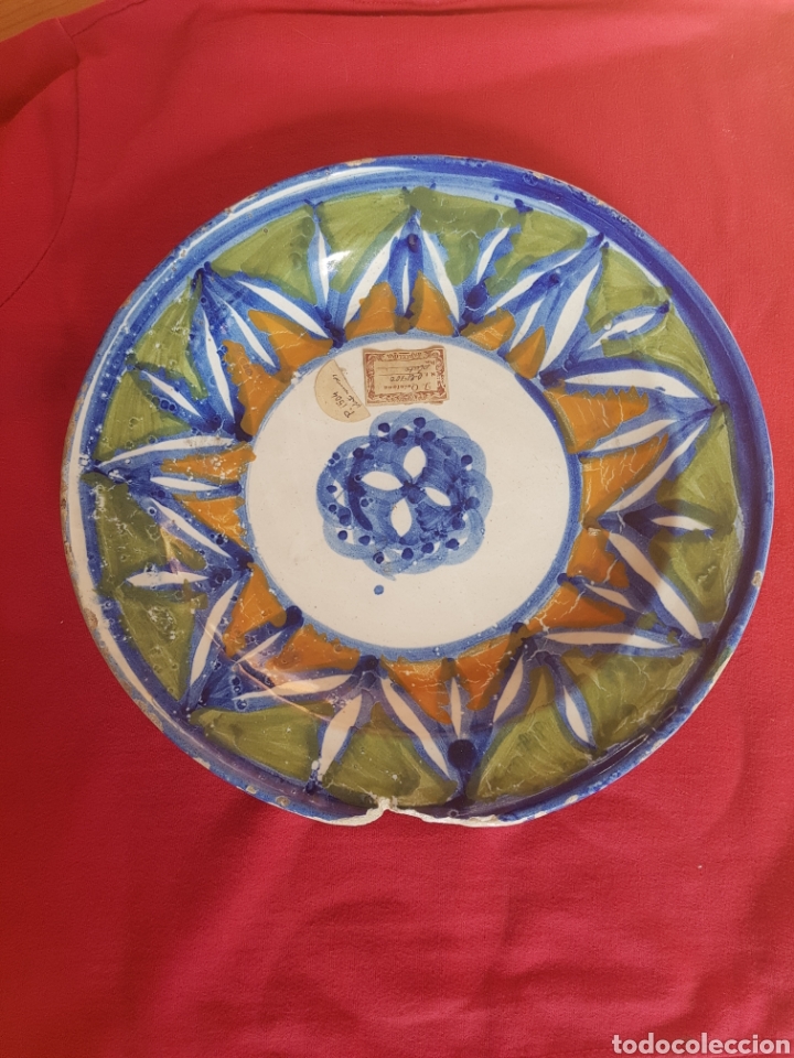 Antig&uuml;edades: Plato Manises s.XIX - Foto 1