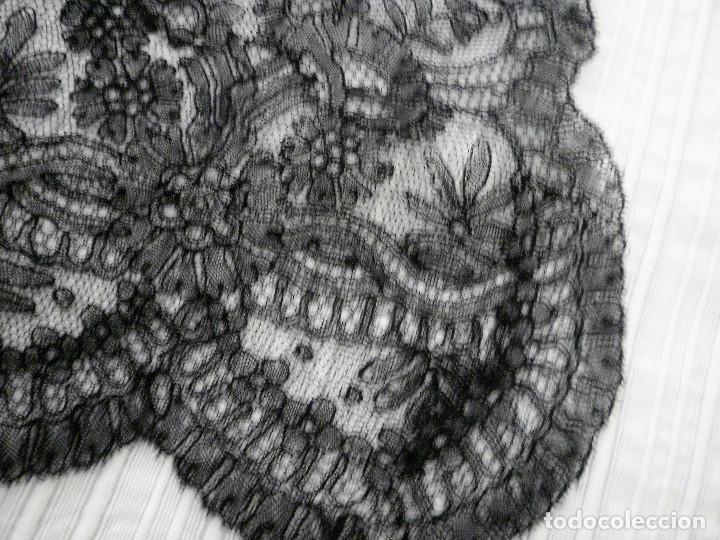 Antig&uuml;edades: Mantilla - Foto 8