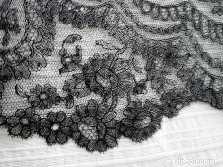 Antig&uuml;edades: Mantilla - Foto 11