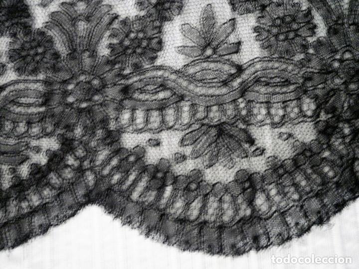 Antig&uuml;edades: Mantilla - Foto 13