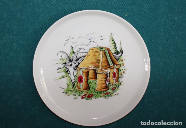 Antig&uuml;edades: Platos de postre, firmados. Ref. 6049 - Foto 7