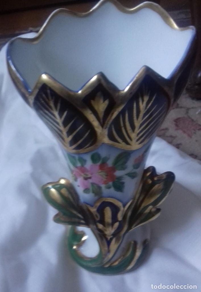 Antig&uuml;edades: ANTIGUO JARRON DE PORCELANA. - Foto 2