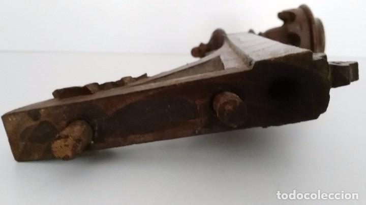 Antig&uuml;edades: APLIQUE DE MADERA NEOGOTICO - Foto 2