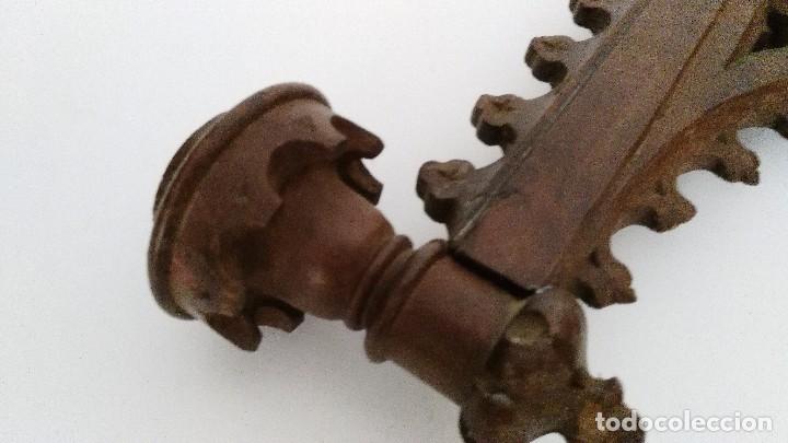 Antig&uuml;edades: APLIQUE DE MADERA NEOGOTICO - Foto 4