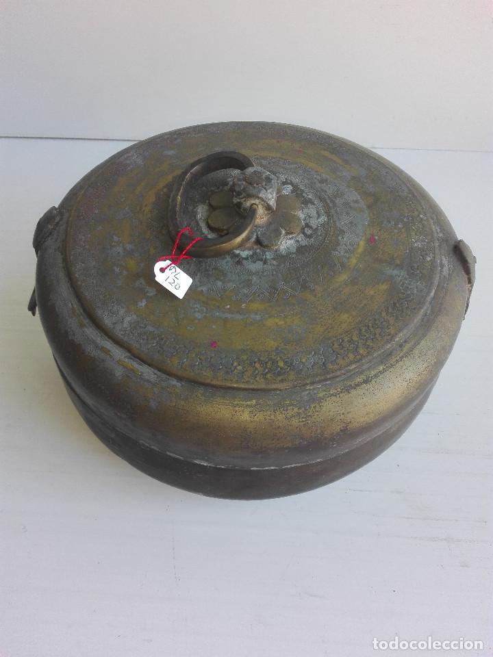 Antiquit&eacute;s: FIAMBRERA DE BRONCE DE ORIGEN INDIO