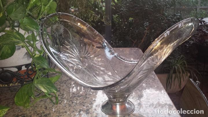 Antig&uuml;edades: antiguo centro de mesa en cristal tallado - Foto 1