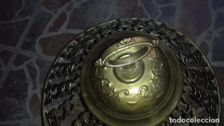 Antig&uuml;edades: antiguo brasero en bronce y laton - Foto 4