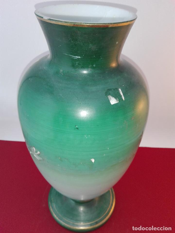Antig&uuml;edades: JARRON OPALINA VERDE, CERCA 1.920 - Foto 2