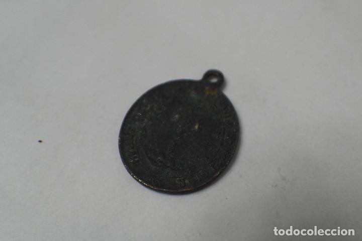 Antig&uuml;edades: Antigua medalla. Inmaculada Concepci&oacute;n - Foto 3