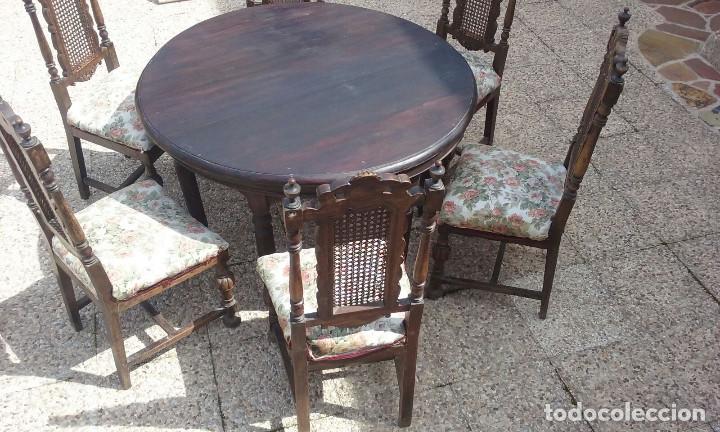 Antig&uuml;edades: ANTIGUA MESA Y SILLERIA - Foto 1