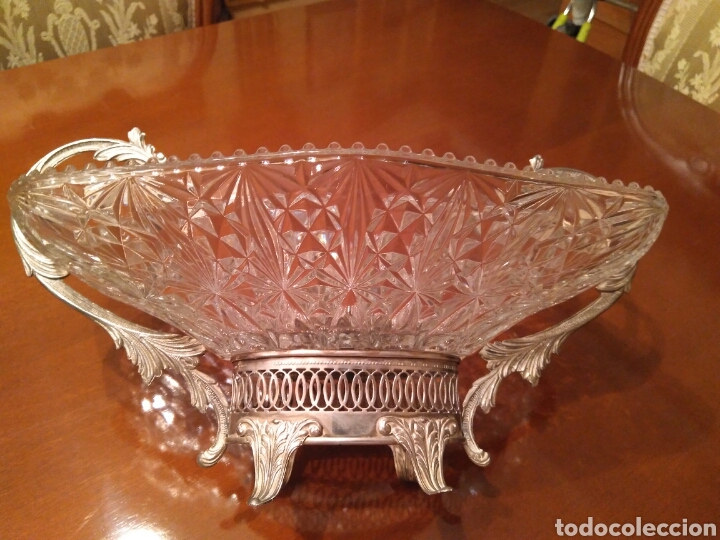 Antig&uuml;edades: Impresionante centro de mesa de cristal tallado - Foto 1