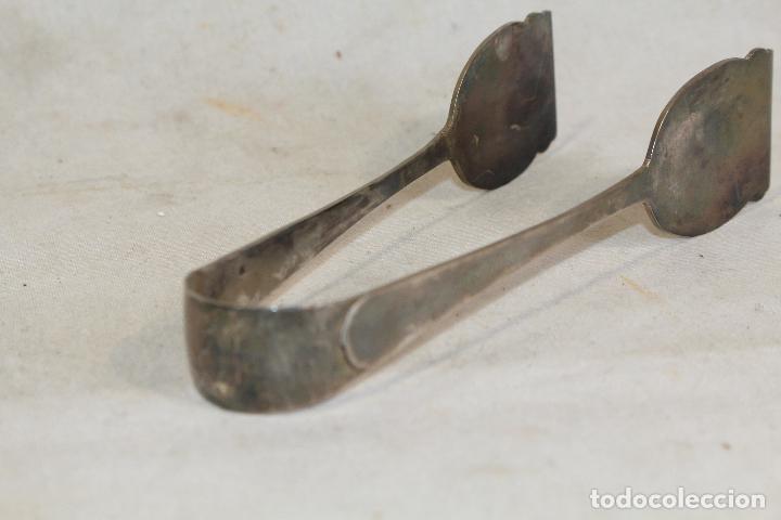 Antig&uuml;edades: pinzas grandes de servir plateadas - Foto 3