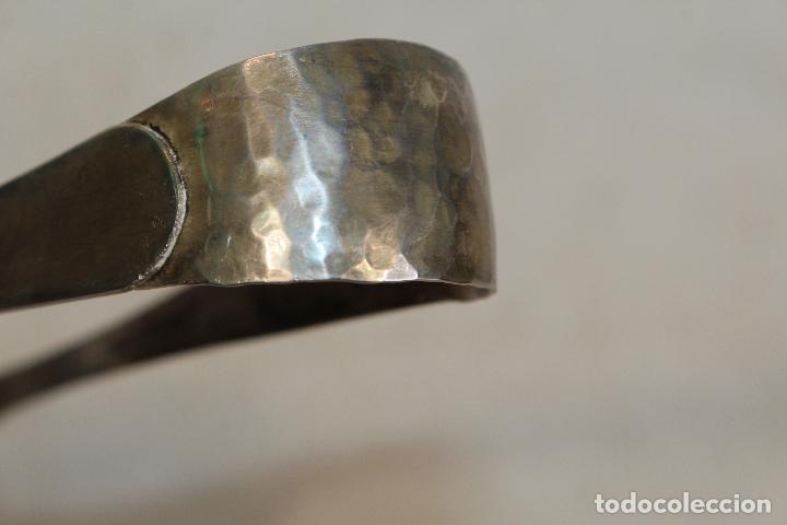 Antig&uuml;edades: pinzas grandes de servir plateadas - Foto 5