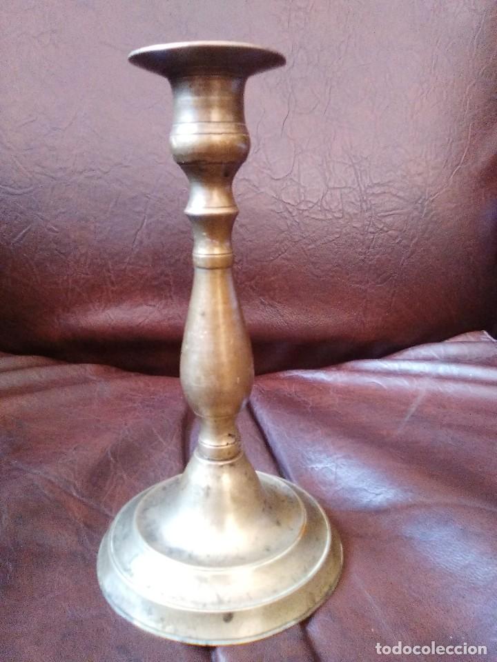 Antig&uuml;edades: Candelero Isabelino s.XIX. - Foto 1
