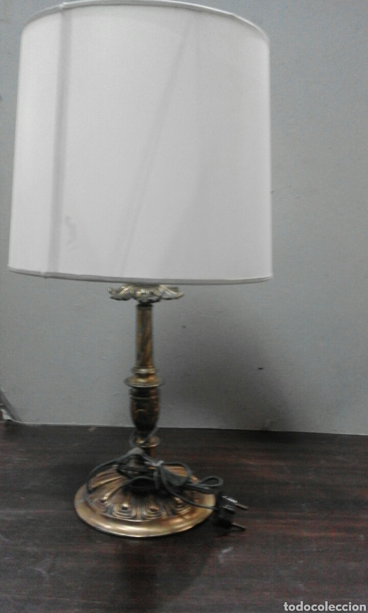 Antig&uuml;edades: l&aacute;mpara de mesa bronce xx - Foto 1