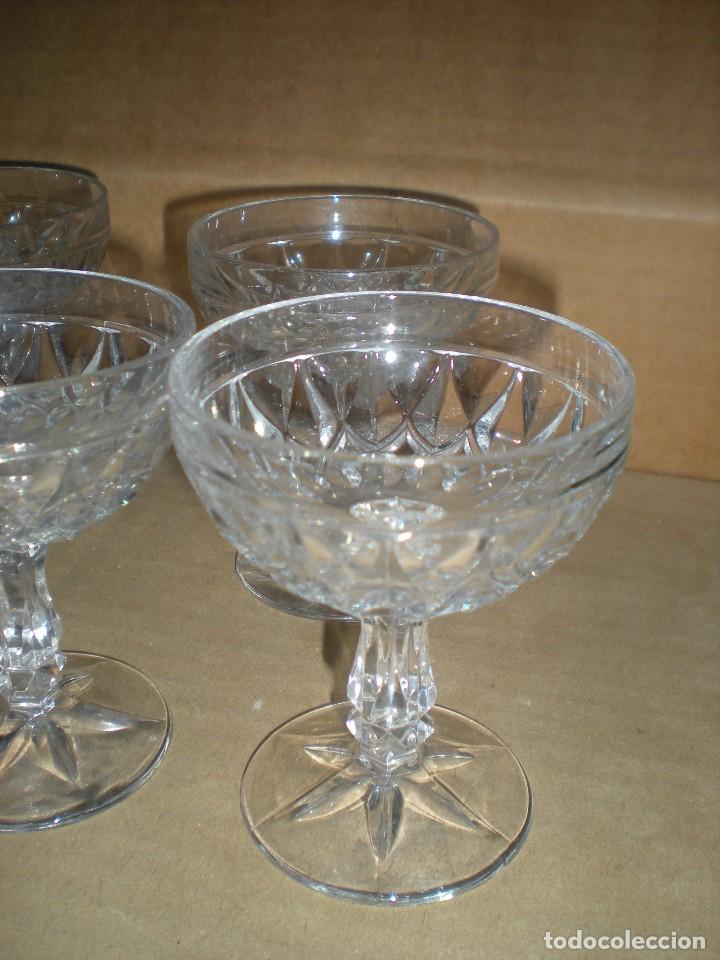 Antiguidades: 5 copas talladas dboca 7cm altura total 9cm