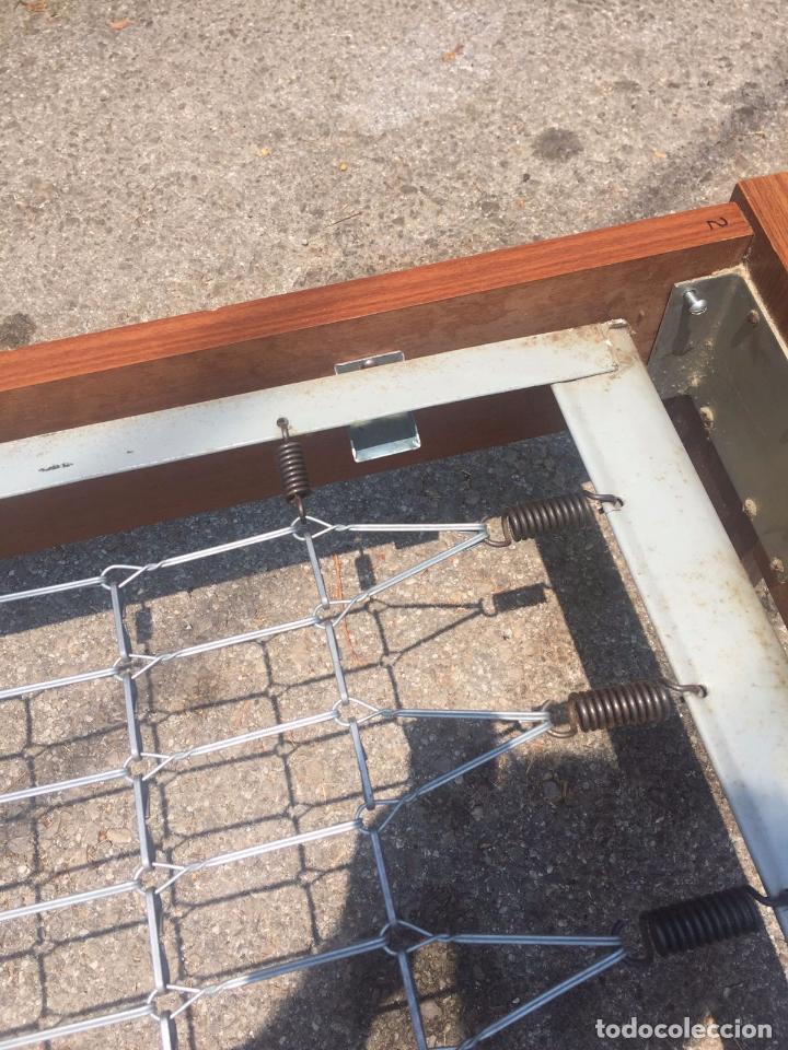 Antig&uuml;edades: CAMA MADERA Y SOMIER MUELLES PIKOLIN - Foto 3