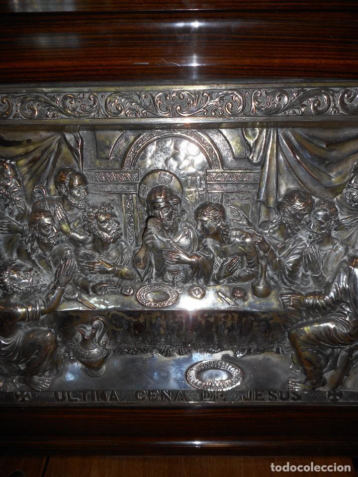 Antig&uuml;edades: Santa cena de metal en relieve - Foto 4