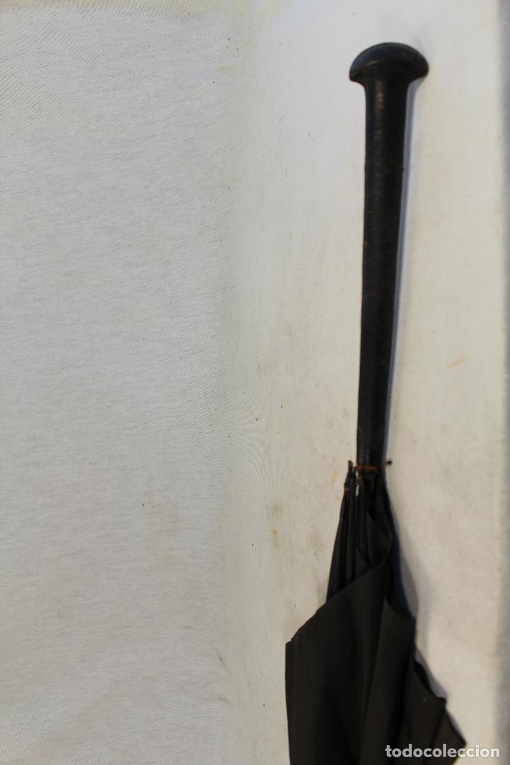 Antig&uuml;edades: praguas antiguo con mango de piel - Foto 1
