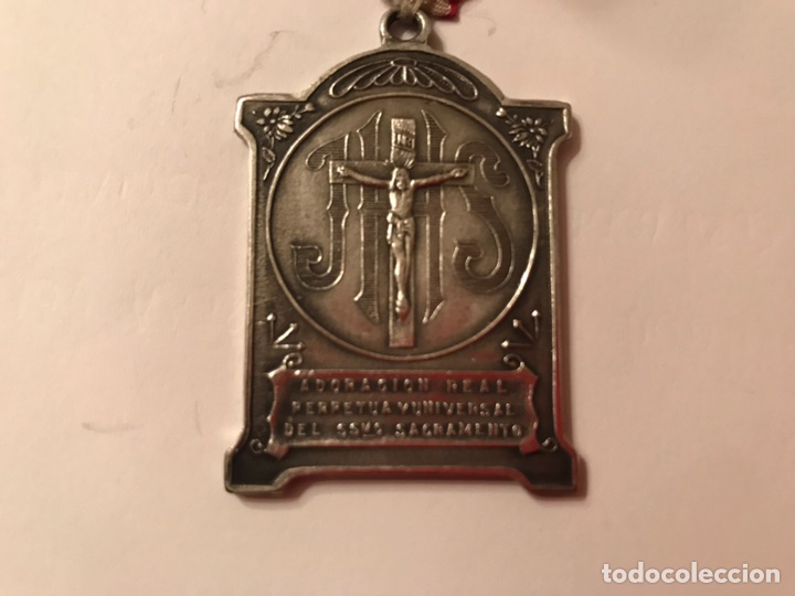 Antig&uuml;edades: &rdquo;SANTISIMO CRISTO&rdquo; MEDALLA en Plata? (h.1920?) - Foto 3