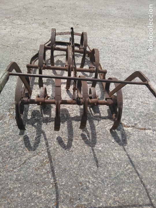 Antig&uuml;edades: ANTIGUA GRADA - Foto 1