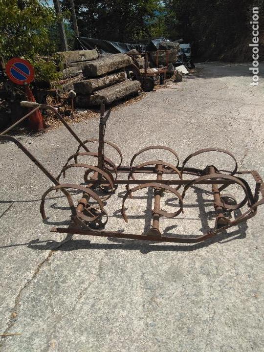 Antig&uuml;edades: ANTIGUA GRADA - Foto 2