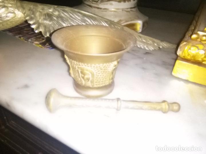 Antig&uuml;edades: antiguo ALMIREZ O MORTERO CON CARAS - Foto 2