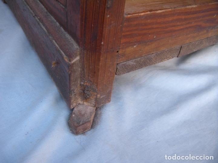Antig&uuml;edades: MESILLA DE NOCHE EN PINO DEL CANAD&Aacute; - Foto 5