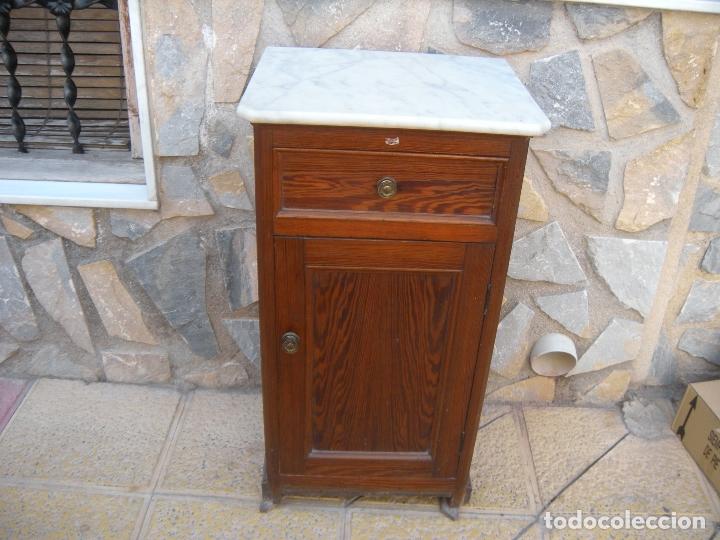 Antig&uuml;edades: MESILLA DE NOCHE EN PINO DEL CANAD&Aacute; - Foto 11