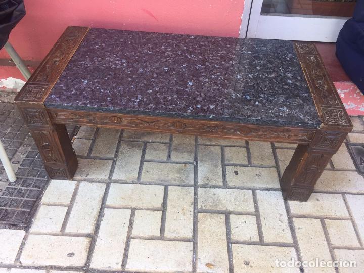 Antig&uuml;edades: MESA M&Aacute;RMOL Y MADERA TALLADA - Foto 1