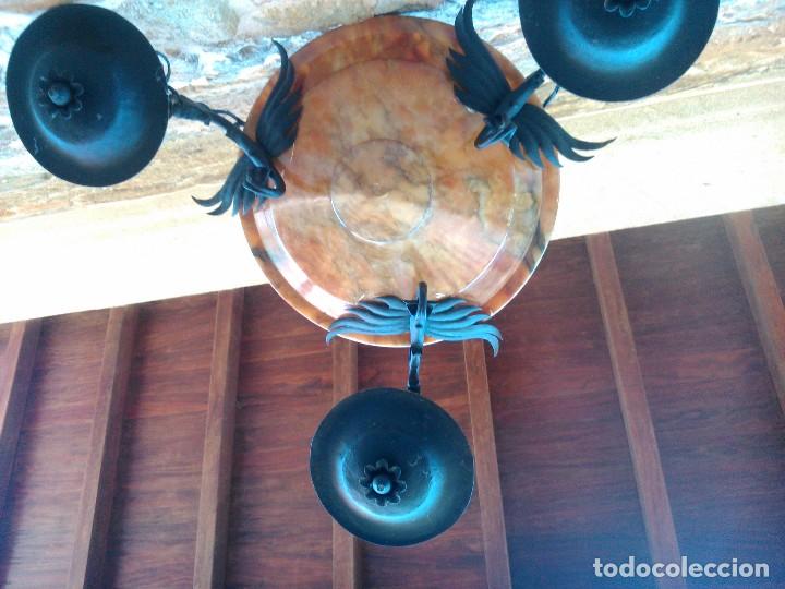 Antig&uuml;edades: L&aacute;mpara de hierro y alabastro - Foto 4
