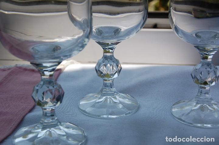 Antig&uuml;edades: 6 copas de cristal tallado. - Foto 9