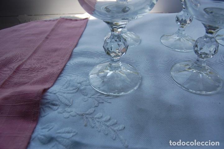 Antig&uuml;edades: 6 copas de cristal tallado. - Foto 12