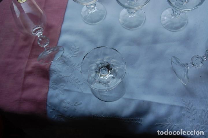 Antig&uuml;edades: 6 copas de cristal tallado. - Foto 14