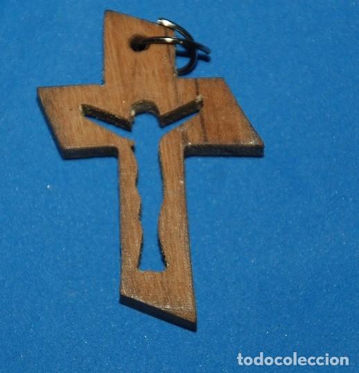 Antig&uuml;edades: CRUZ DE MADERA CON CRISTO EN HUECO - Foto 1