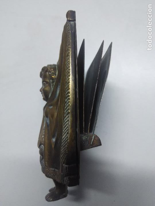 Antig&uuml;edades: porta cartas bronce - Foto 2