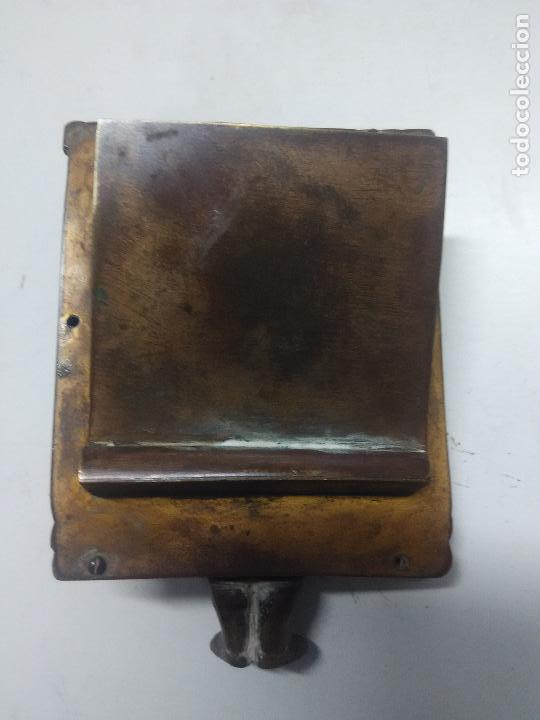Antig&uuml;edades: porta cartas bronce - Foto 3