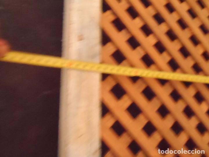 Antig&uuml;edades: ventana ventilacion de madera con marco - Foto 5