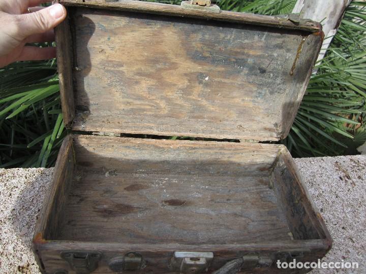 Antig&uuml;edades: Antiguo ba&uacute;l madera - Foto 6