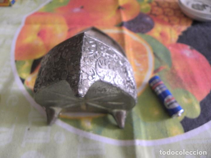 Antig&uuml;edades: JOYERO CON FORMA DE CORAZON - Foto 4