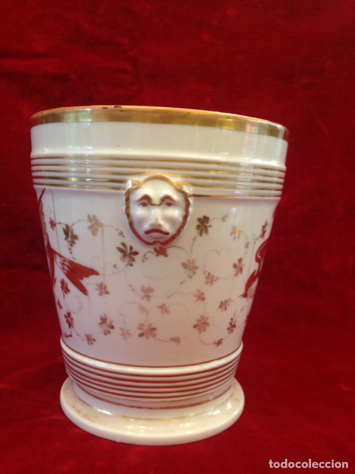 Antig&uuml;edades: Macetero de porcelana con base, siglo XIX - Foto 6