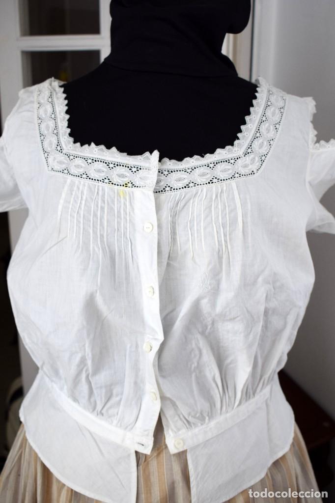 Antig&uuml;edades: Blusa antigua circa XIX - Foto 6