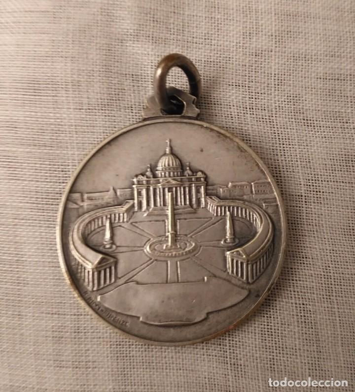 Antigüedades: Lote 4 medallas religiosas - Dos de Pablo VI - Juan XXIII y Juan Pablo II - Plata y metal - Foto 8 - 96941643