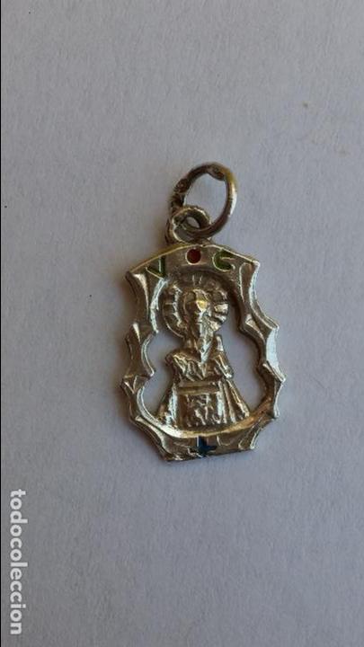 Antig&uuml;edades: Medalla de virgen sin catalogar de 1,5 x 1 cms - Foto 1