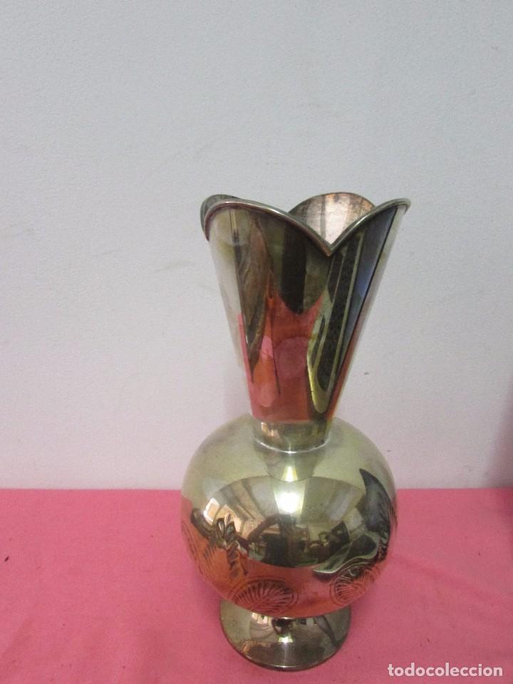 Antig&uuml;edades: Florero metal # - Foto 1