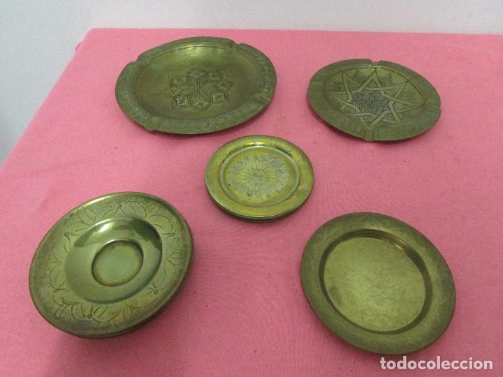Antig&uuml;edades: Cinco platitos de bronce # - Foto 1